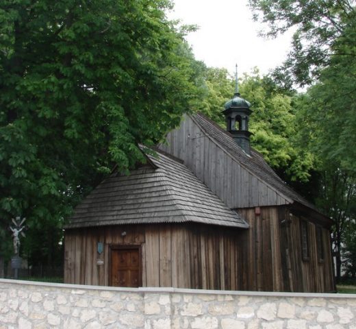 Kosciolek_sw_Leonarda_foto_J_Kruk001